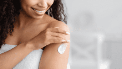 How do you moisturize sensitive skin?